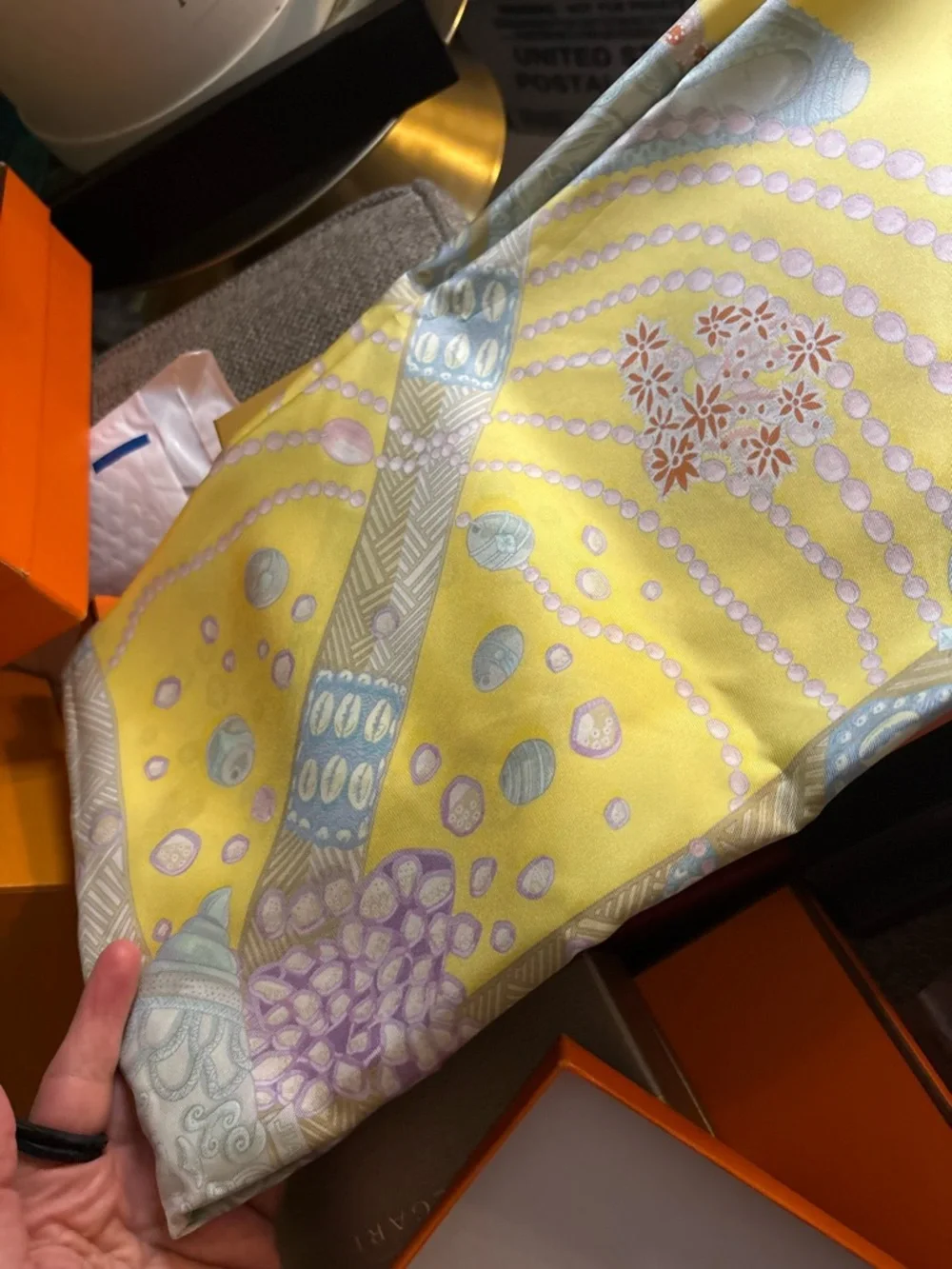 Hermes Yellow Seashell Silk Scarf brand new big size - Picture 7 of 13